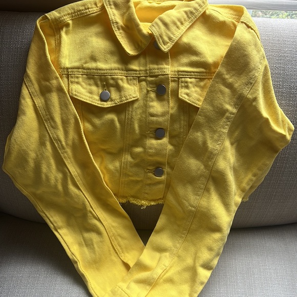 Women’s yellow cropped jacket size Small - Picture 2 of 3